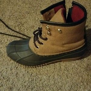 Tommy Hilfiger duck boots size 9